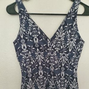 Prana tank top v neck and back